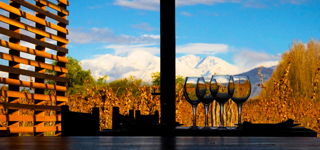 Hotel Aguamiel, em Mendoza. Aproveite as tarifas no nosso site!
