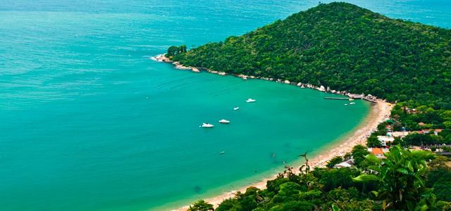 A beleza incomparável da reserva da Ilha do Arvoredo