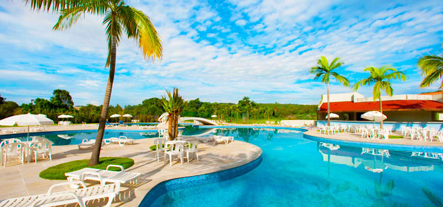 Piscina para aproveitar o melhor do Tauá