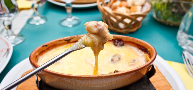 Fondue em Campos do Jordão é obrigatório! Siga nossas dicas de passeios em Campos do Jordão e aprecie cada instante