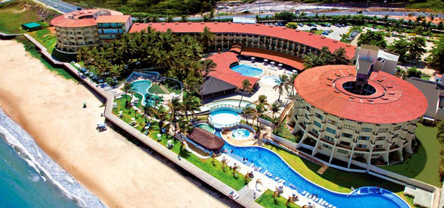 Hospedando-se nos hotéis em Natal, você pode curtir até um parque de diversões, visite o Parque da Costeira e confira!