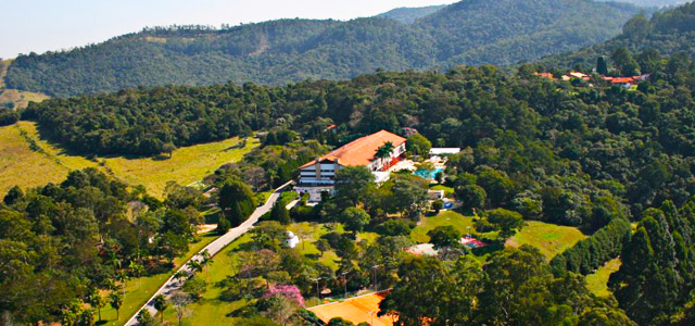 O Eldorado Atibaia Eco Resort está próximo à capital