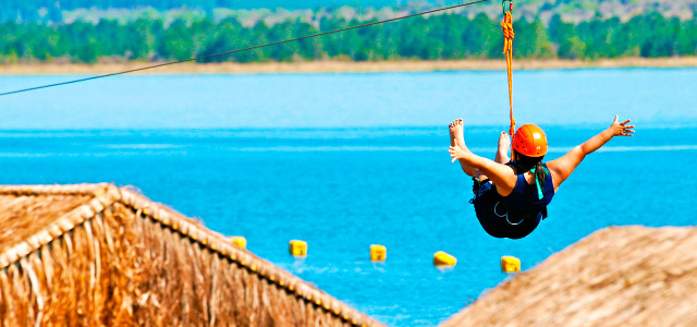 Tirolesa no Broa Golf Resort