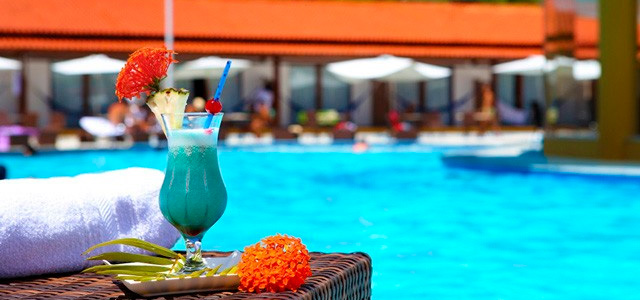 porto-seguro-praia-resort-piscina-zarpo-magazine