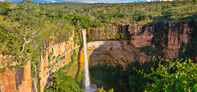 veu-de-noiva-Chapada-dos-Guimaraes-zarpo-magazine