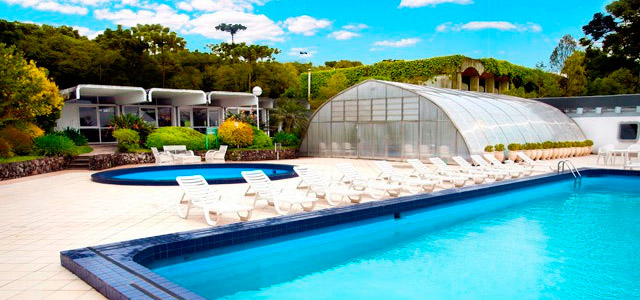 piscina-Laje-de-Pedra-Mountain-Village-zarpo-magazine