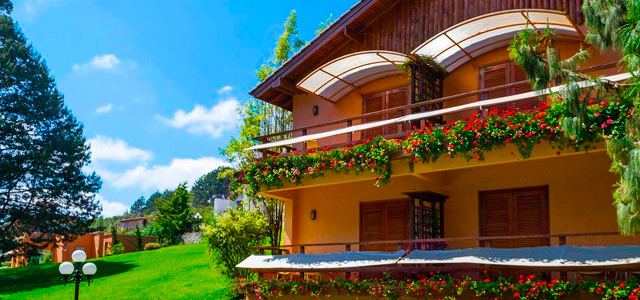 fachada-Saint-Michel-Hotelzarpo-magazine