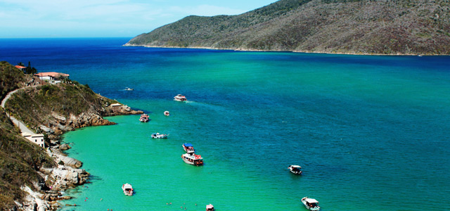 praia-farol-arraial-do-cabo-zarpo-magazine