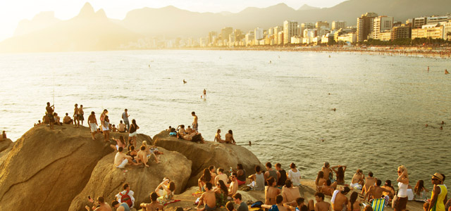 pedra-do-arpoador-zarpo-magazine
