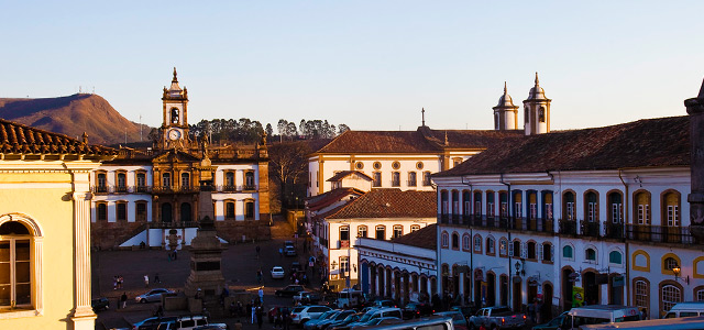 praca-tiradentes-ouro-preto-zarpo