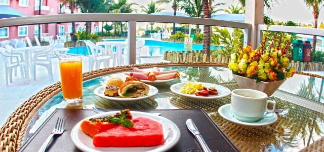 Lagoa Quente Hotel