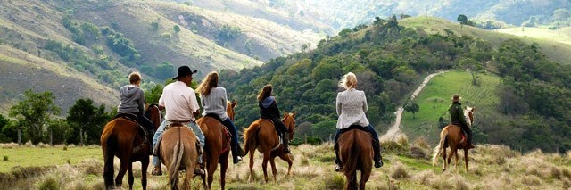Passeio a cavalo na Fazenda Catuçaba - Parque Estadual da Serra do Mar