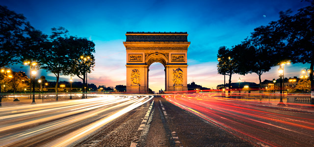 Visite o Arco do Triunfo durante sua lua de mel em Paris!
