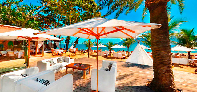 O DPNY Beach Club abriga um dos melhores restaurantes em Ilhabela