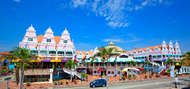 A arquitetura de Aruba tem influência holandesa e compõe um cenário de tirar o fôlego