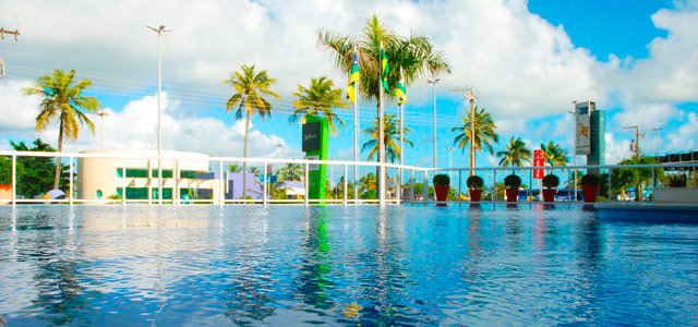 Piscina - Radisson Hotel Aracaju