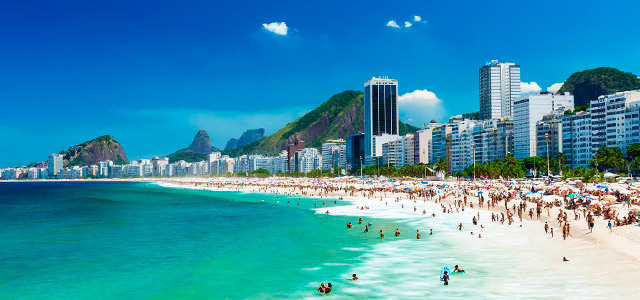 Cidade Maravilhosa, cheia de encantos mil! E uma estada no Copacabana Palace enriquecerá sua experiência de viagem
