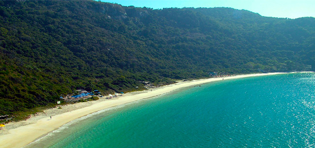 praia-forno-arraial-do-cabo-zarpo-magazine
