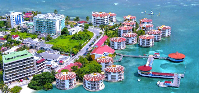 Decameron Aquarium