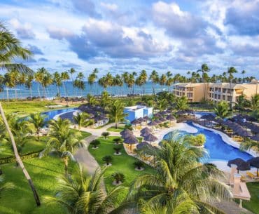 Bahia All-Inclusive! Pacotes com voos mais hospedagem Palladium ou Iberostar a partir de R$ 1.871 por pessoa, em 8x