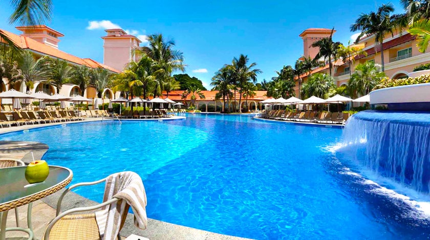 Piscina do Royal Palm Plaza Resort, em Campinas