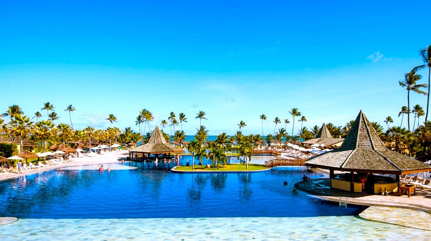 Piscina do Vila Galé Marés, na Bahia