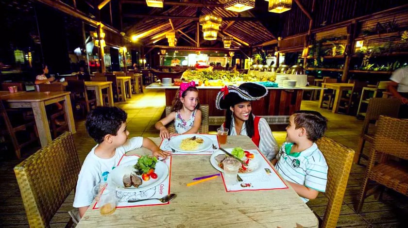 Recreação para crianças no Cana Brava Resort