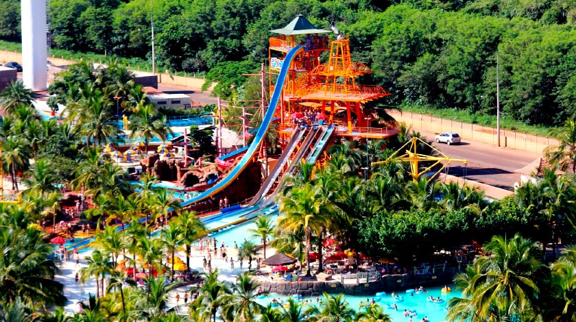 Conheça o parque aquático com águas quentes do interior de São Paulo -  Thermas Water Park