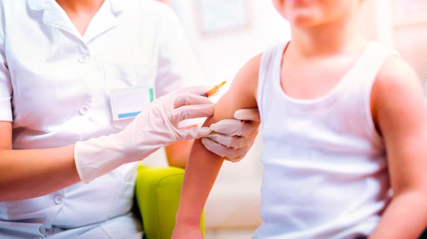 Vacinação obrigatória para viajar com crianças