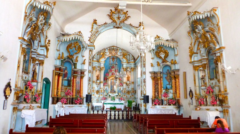 Interior da Igreja Matriz de Nossa Senhora da Conceição, no centro de Angra dos Reis