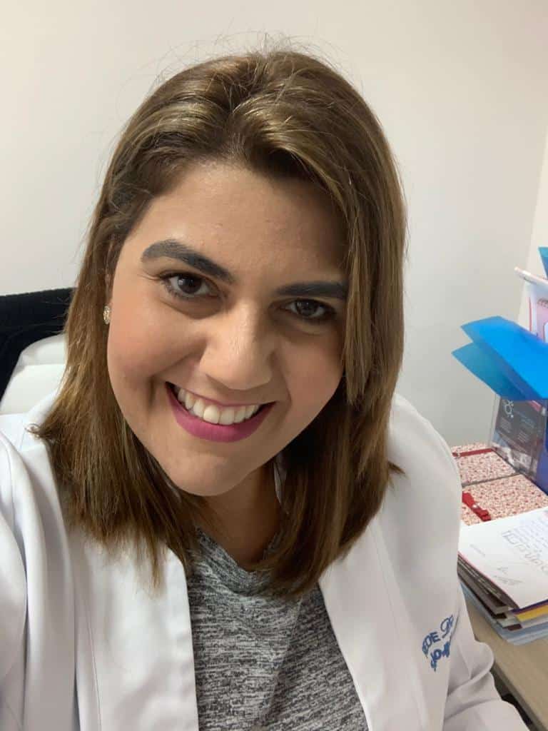 Doutora Camila Escudeiro, ginecologista e obstetra