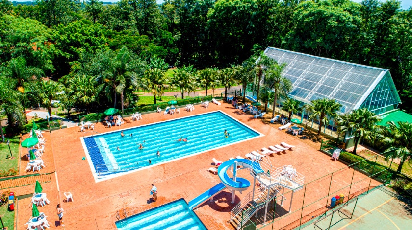 Foto da piscina do Nacional Inn Foz do Iguaçu.