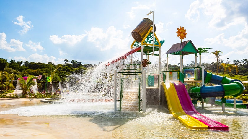 Área de lazer infantil e aquática do Cyan Resort