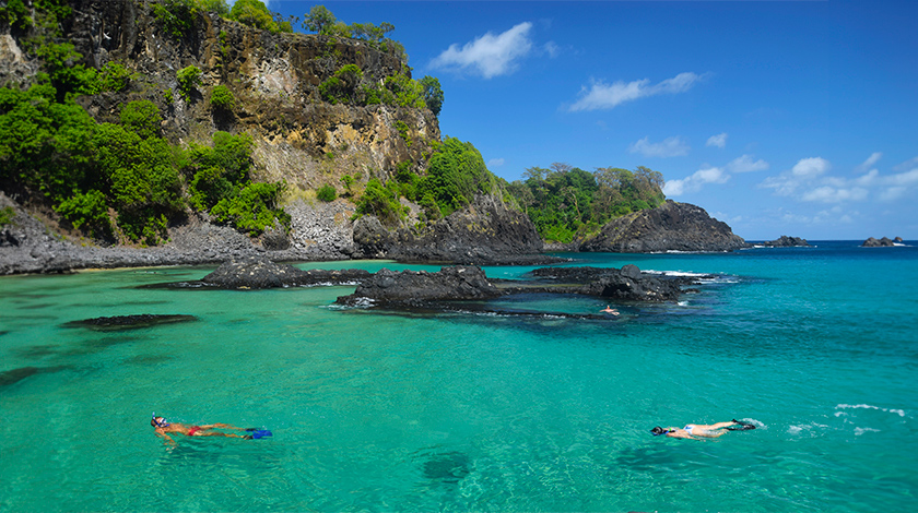 Fernando de Noronha integra a lista de lugares para viajar em setembro.