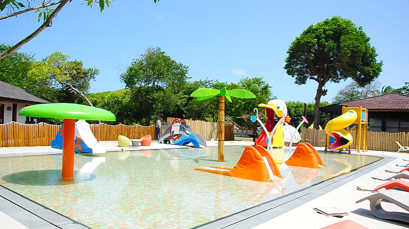 Piscina infantil no Vila Galé Marés.